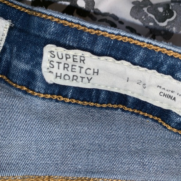 BULLHEAD High Waisted Jean Shorts - Picture 3 of 3